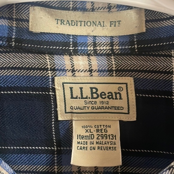 L.L. Bean Men's Traditional Fit Blue Plaid Cotton Button Front Shirt, XL- Reg - Picture 2 of 6
